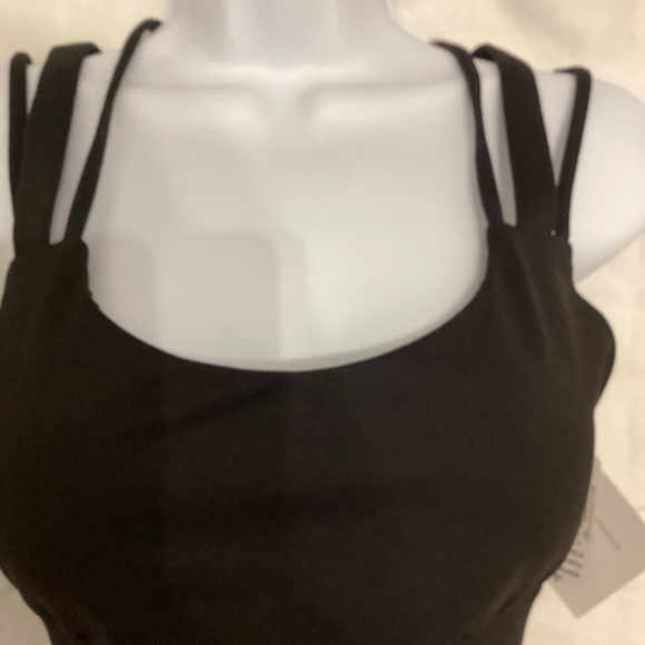 Victoria Secret Strappy Sports Bra ( Size: Large) NWT - Picture 4 of 8